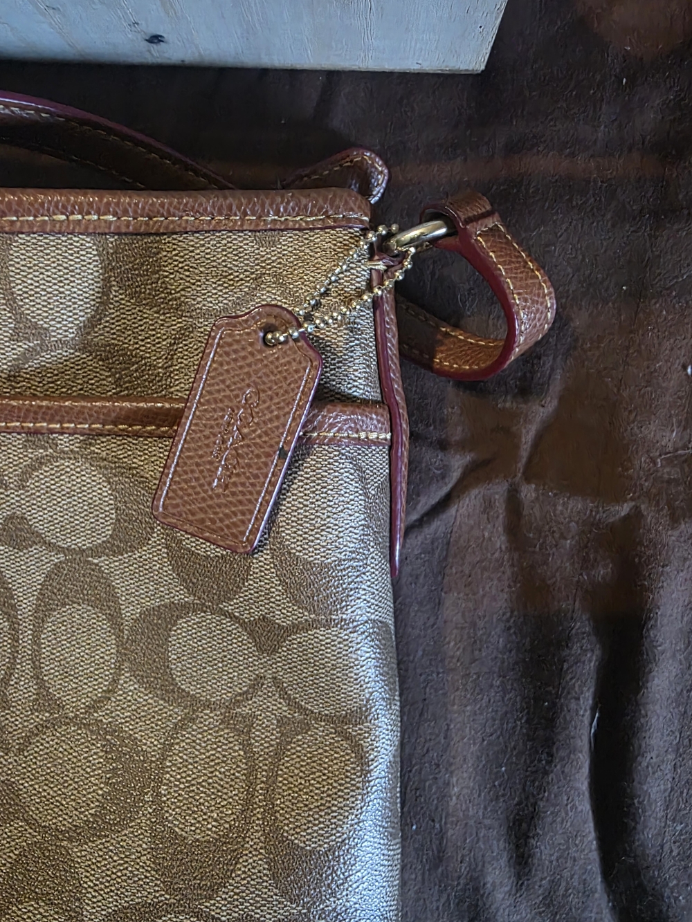 Coach Brown Signature Crossbody Bag No° D1623 F34938 - Picture 8 of 16